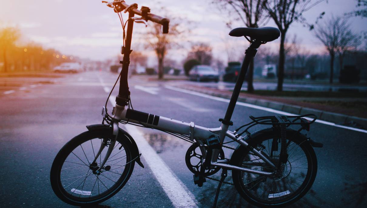 Un vélo électrique pliant