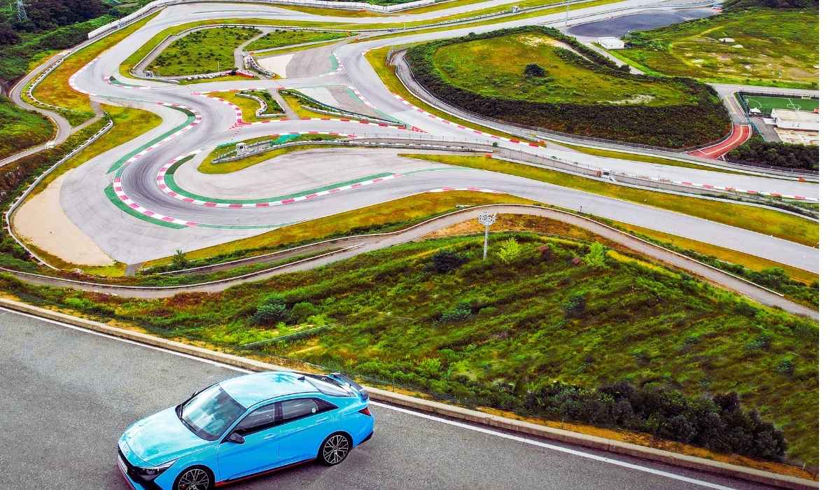 Vue aérienne d'un circuit de pilotage